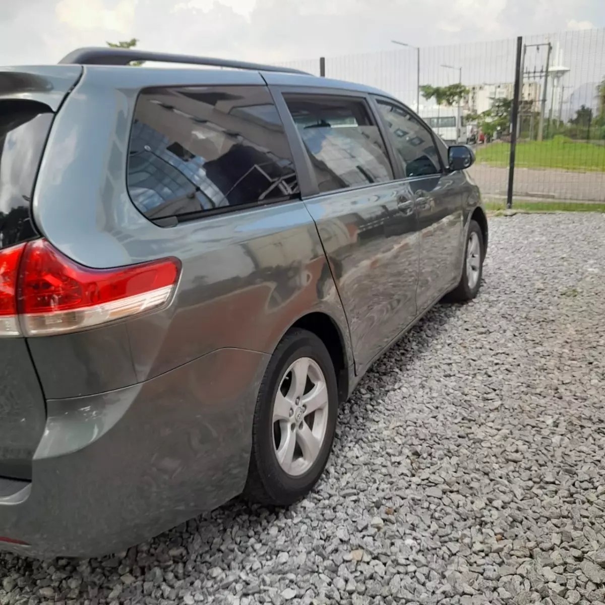 Toyota Sienna   - 2012