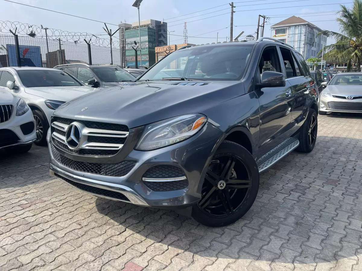 Mercedes-Benz GLE 350   - 2016