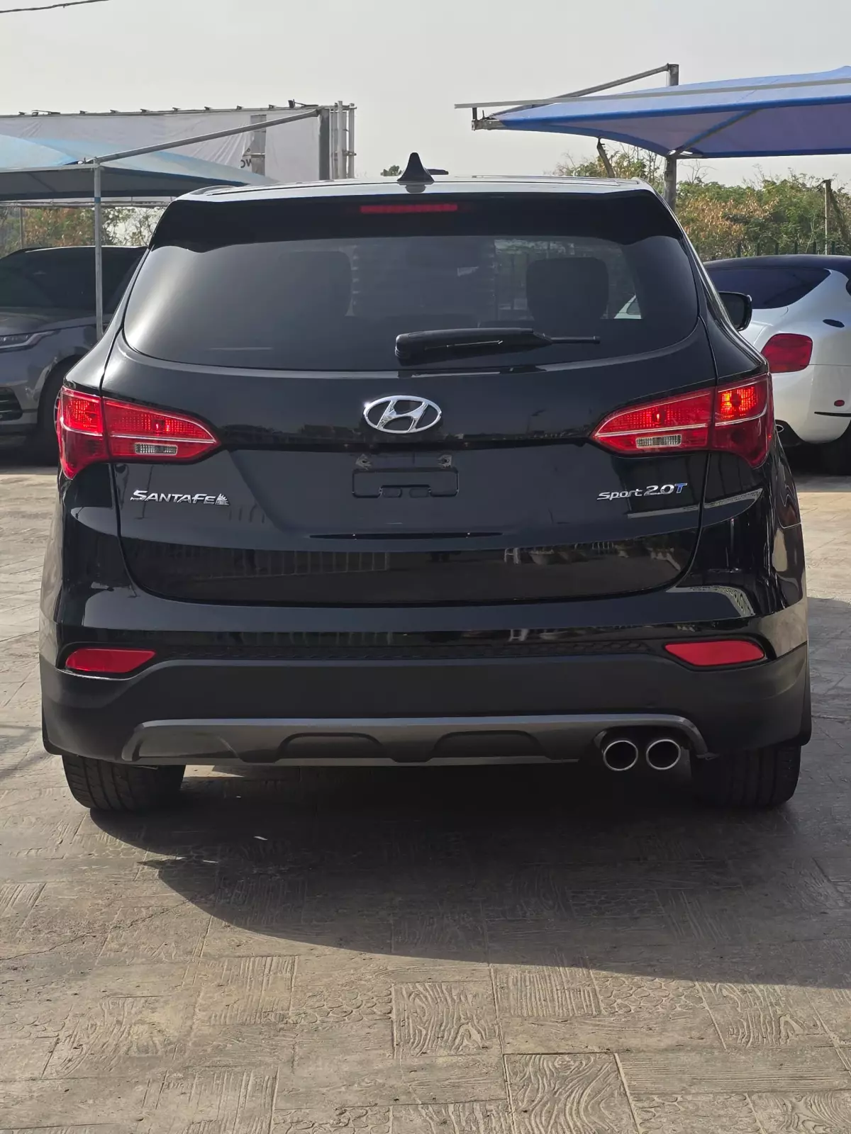 Hyundai Santa FE   - 2014