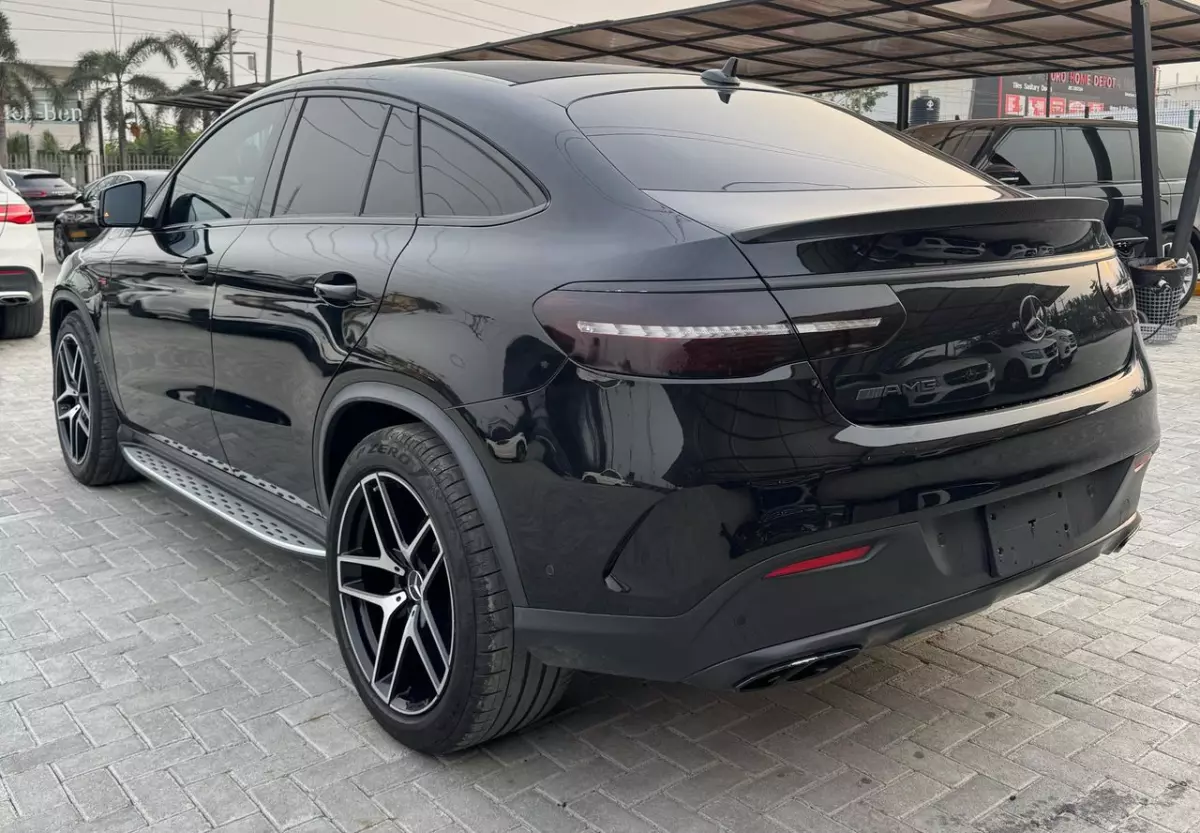 Mercedes-Benz GLE 43 AMG   - 2017