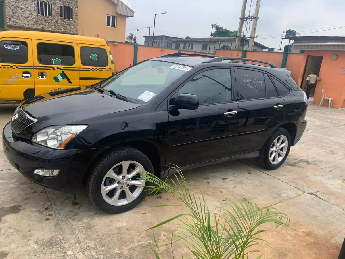 Lexus RX   - 2009