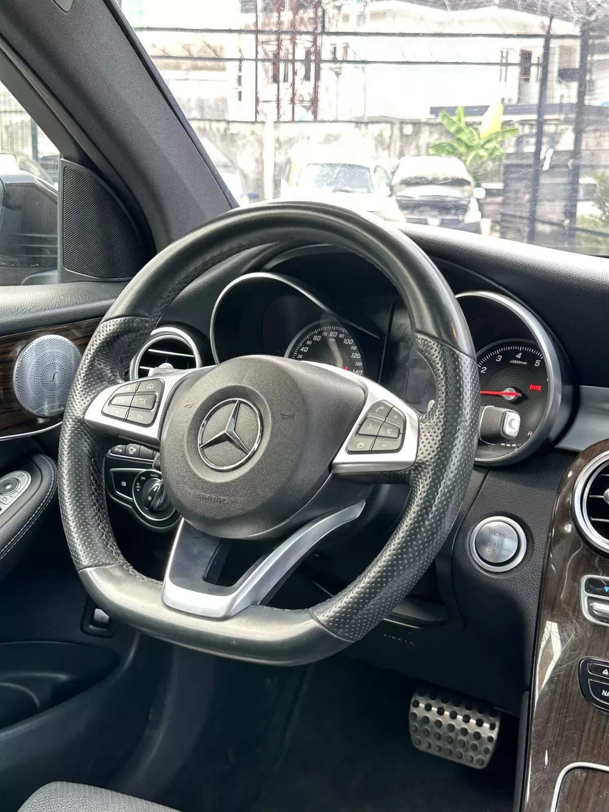 Mercedes-Benz Glc-class   - 2017