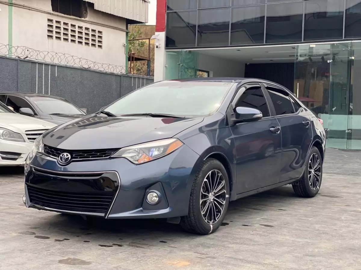 Toyota corolla   - 2016