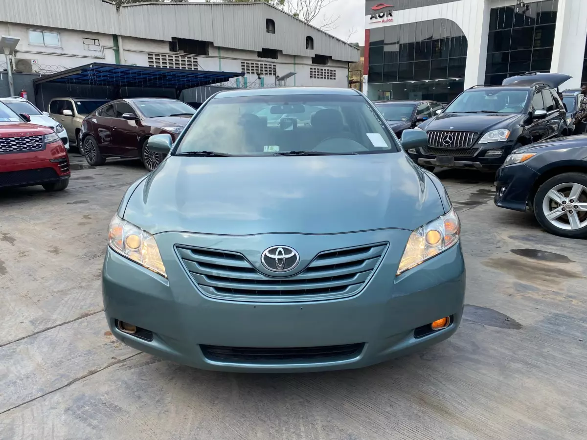 Toyota camry   - 2009