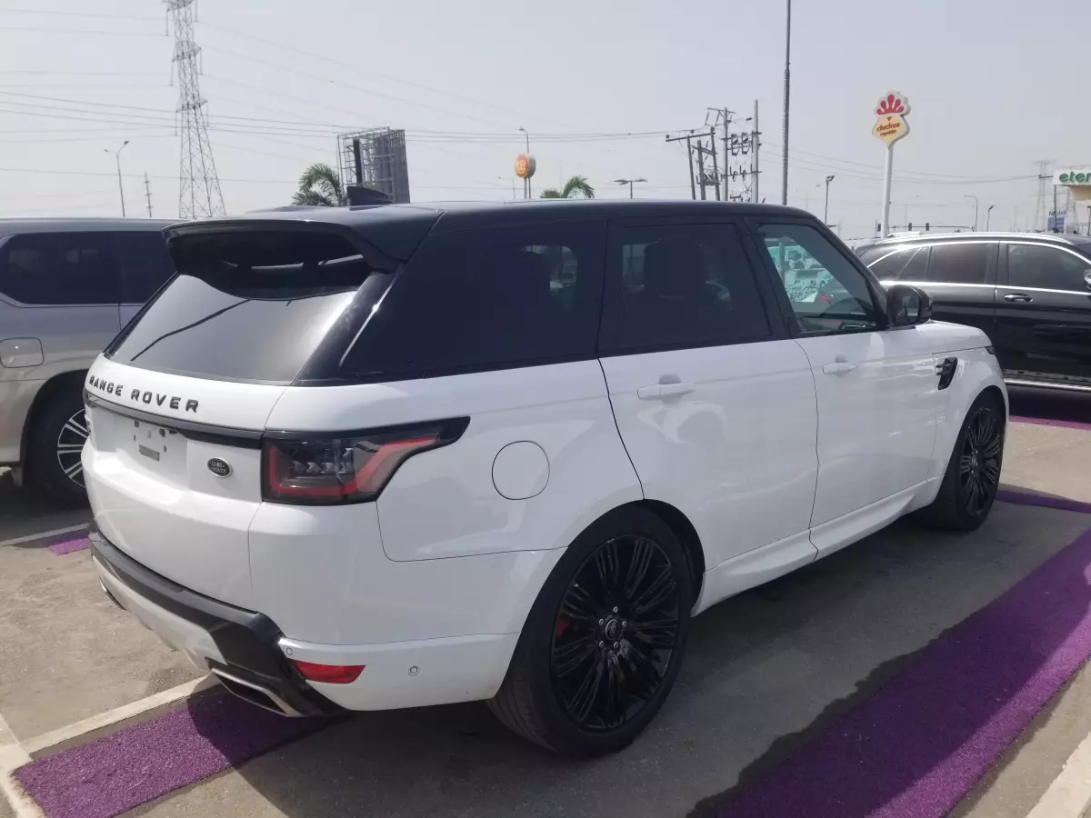 Land Rover Range Rover Sport   - 2022