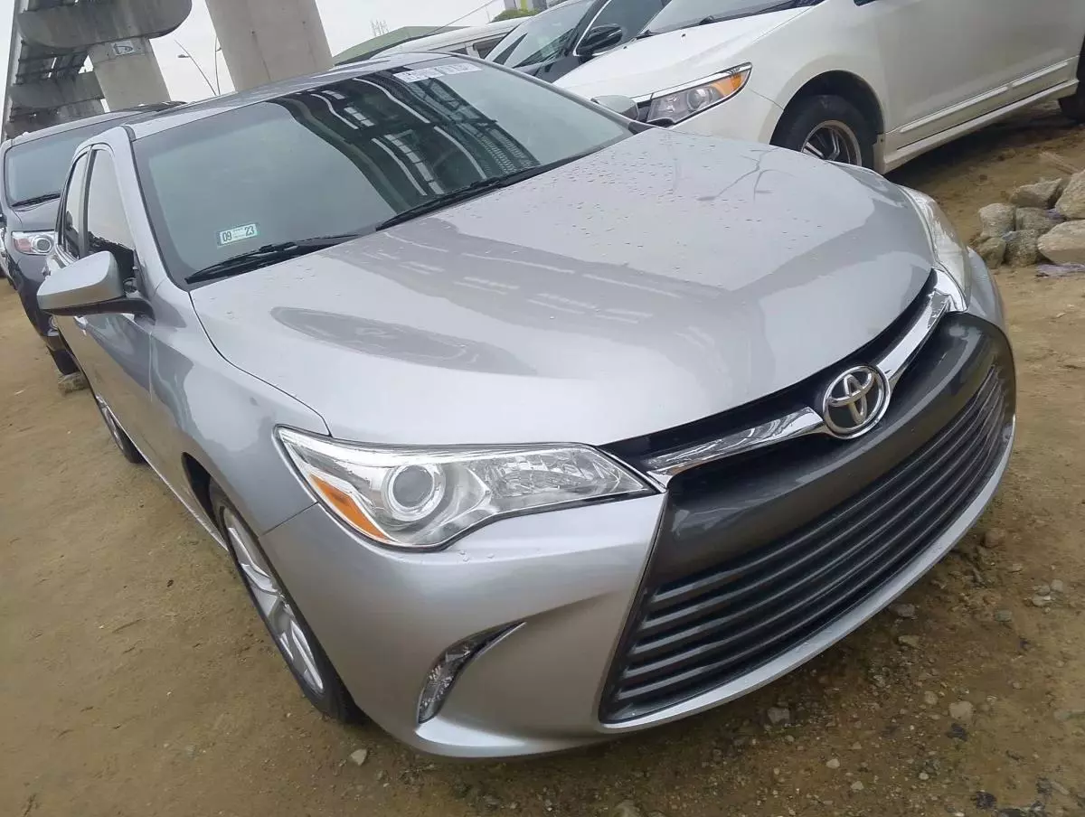 Toyota Camry   - 2015