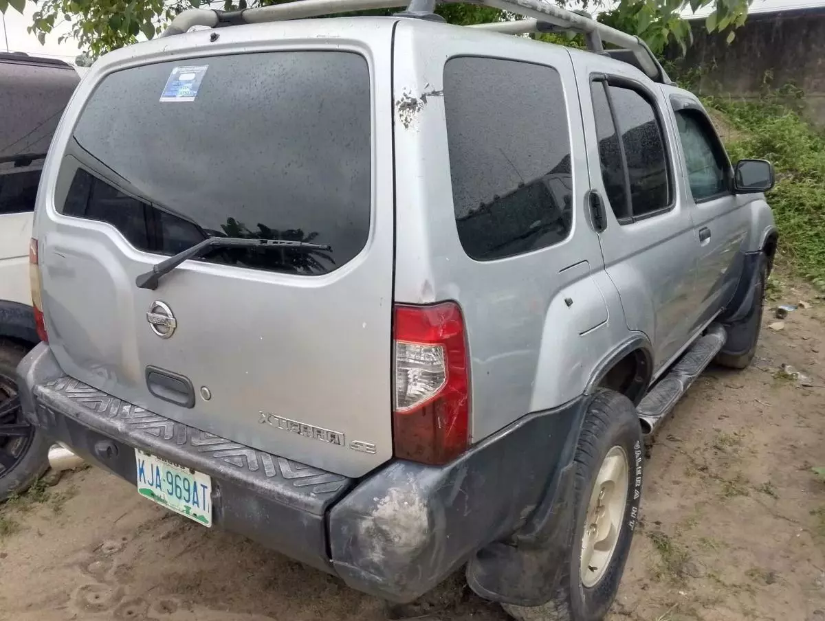 Nissan Xterra   - 2003