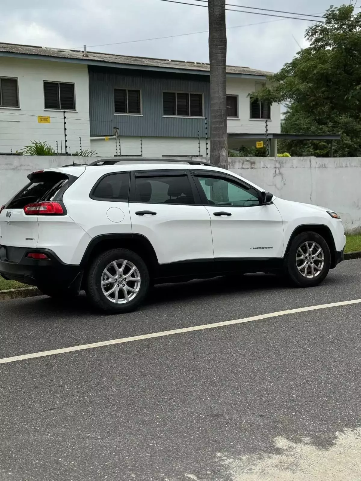 JEEP Cherokee   - 2017