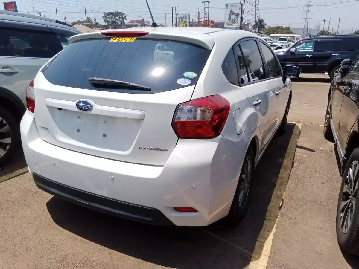 Subaru Impreza   - 2015