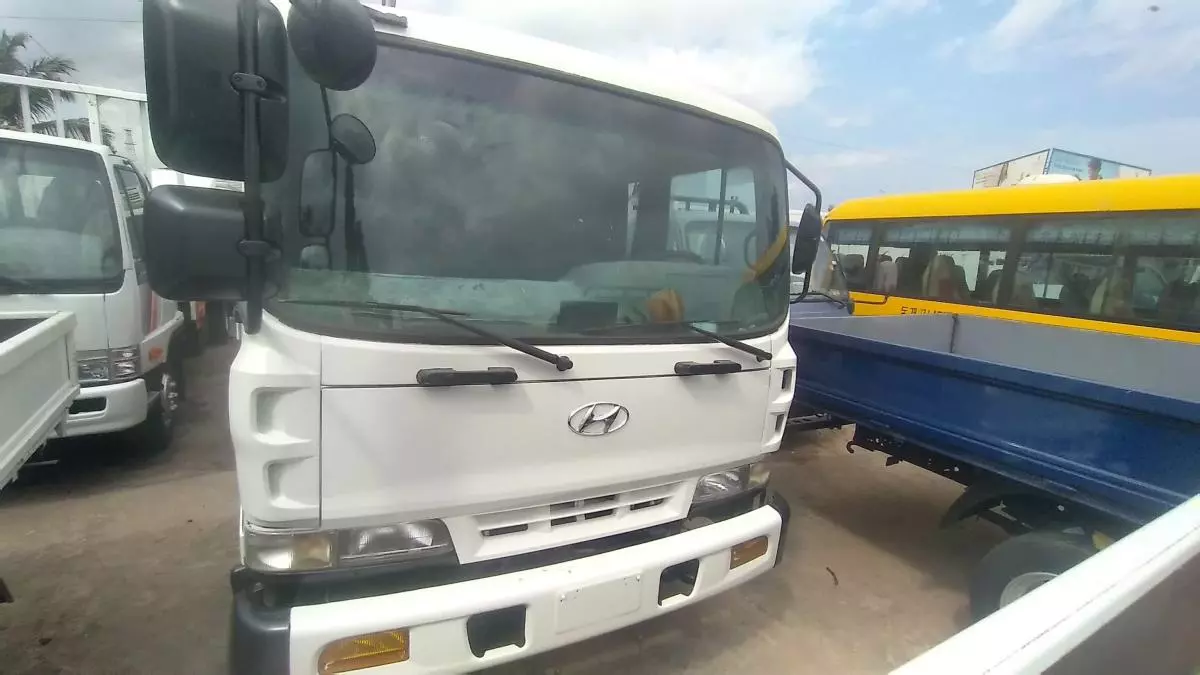 Hyundai HD TRUCK  - 2005