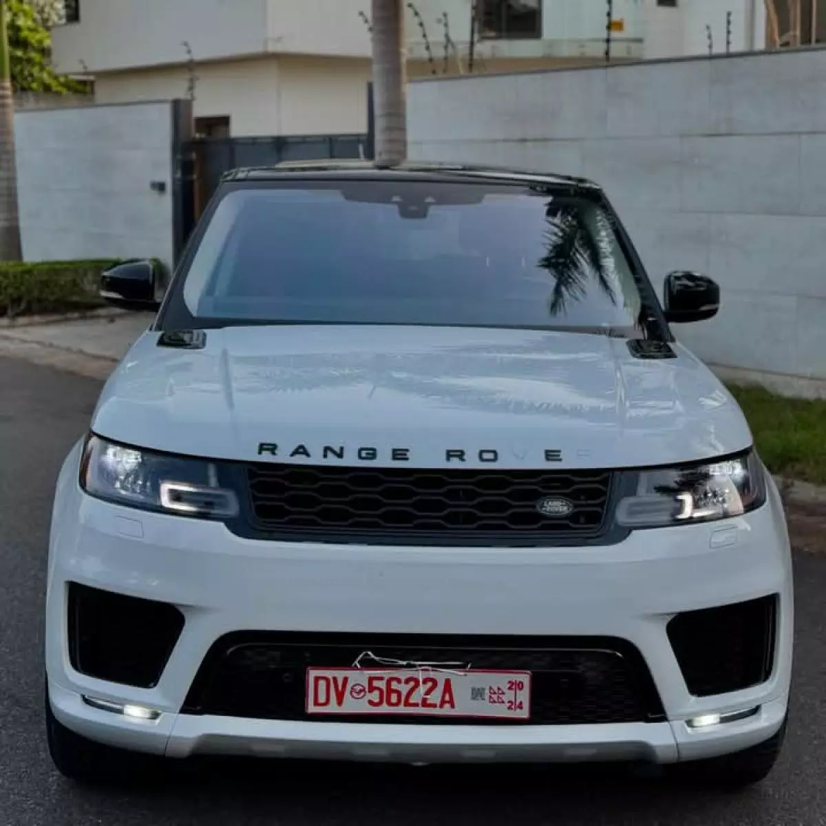 Land Rover Range Rover Sport   - 2019