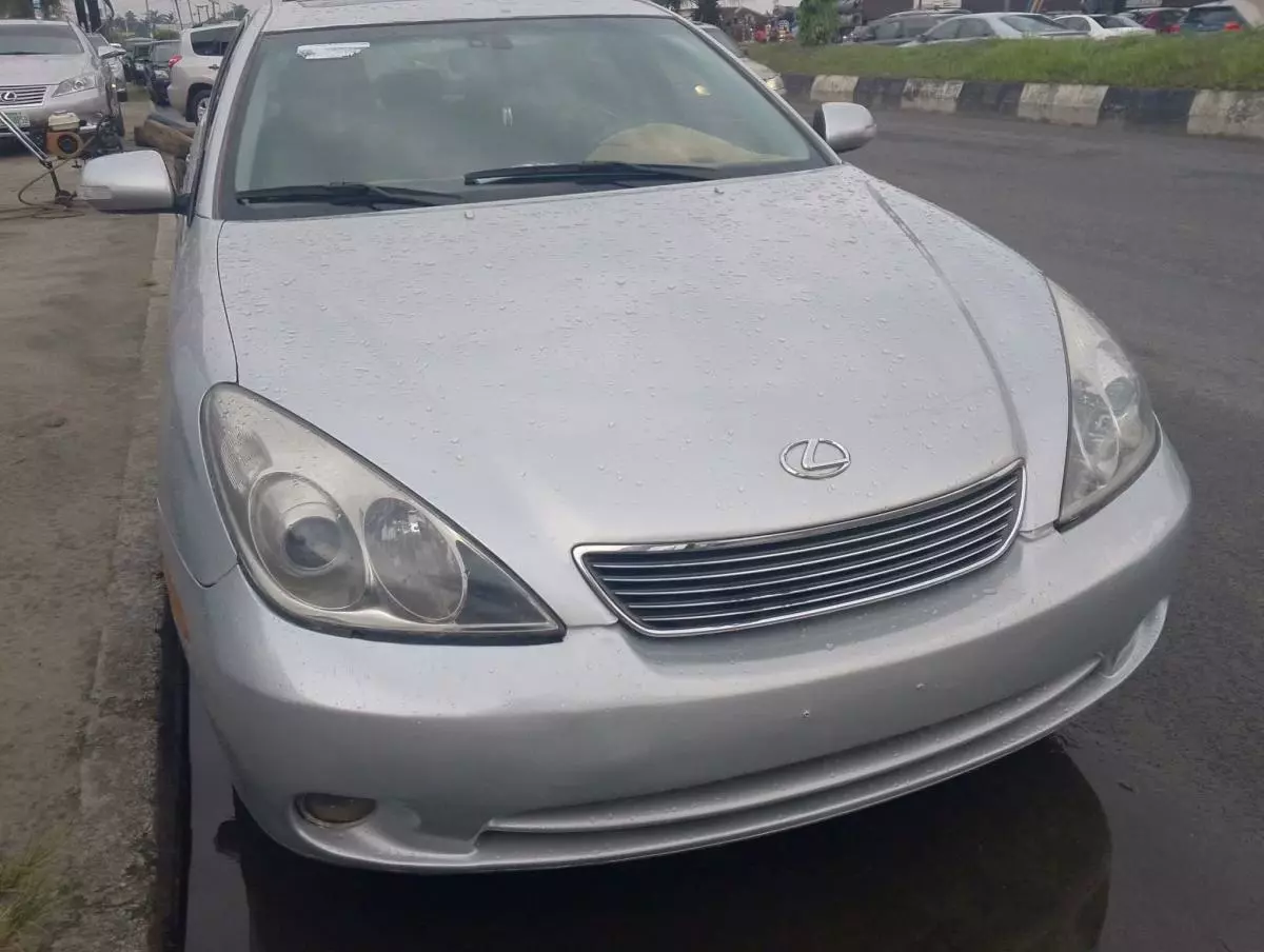 Lexus ES 330   - 2005