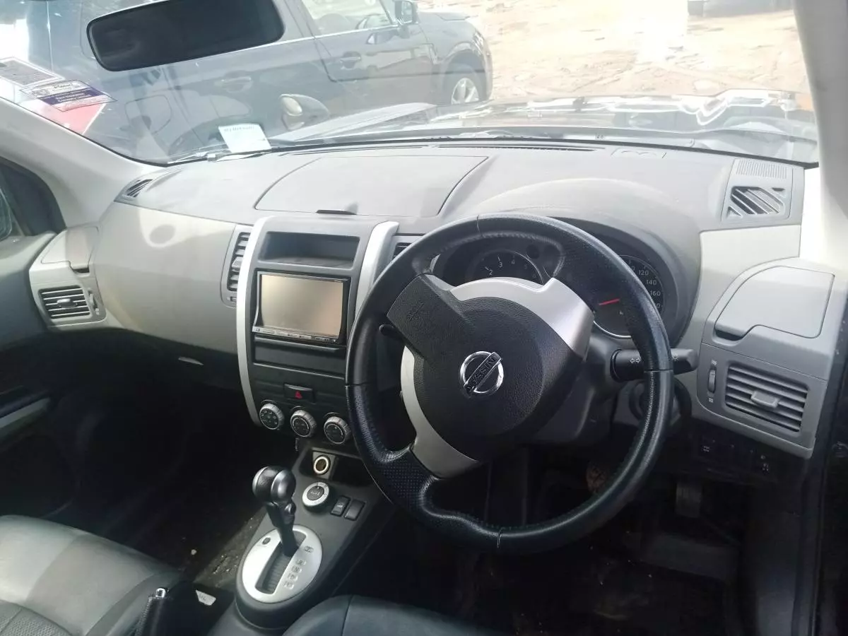 Nissan X-Trail   - 2009