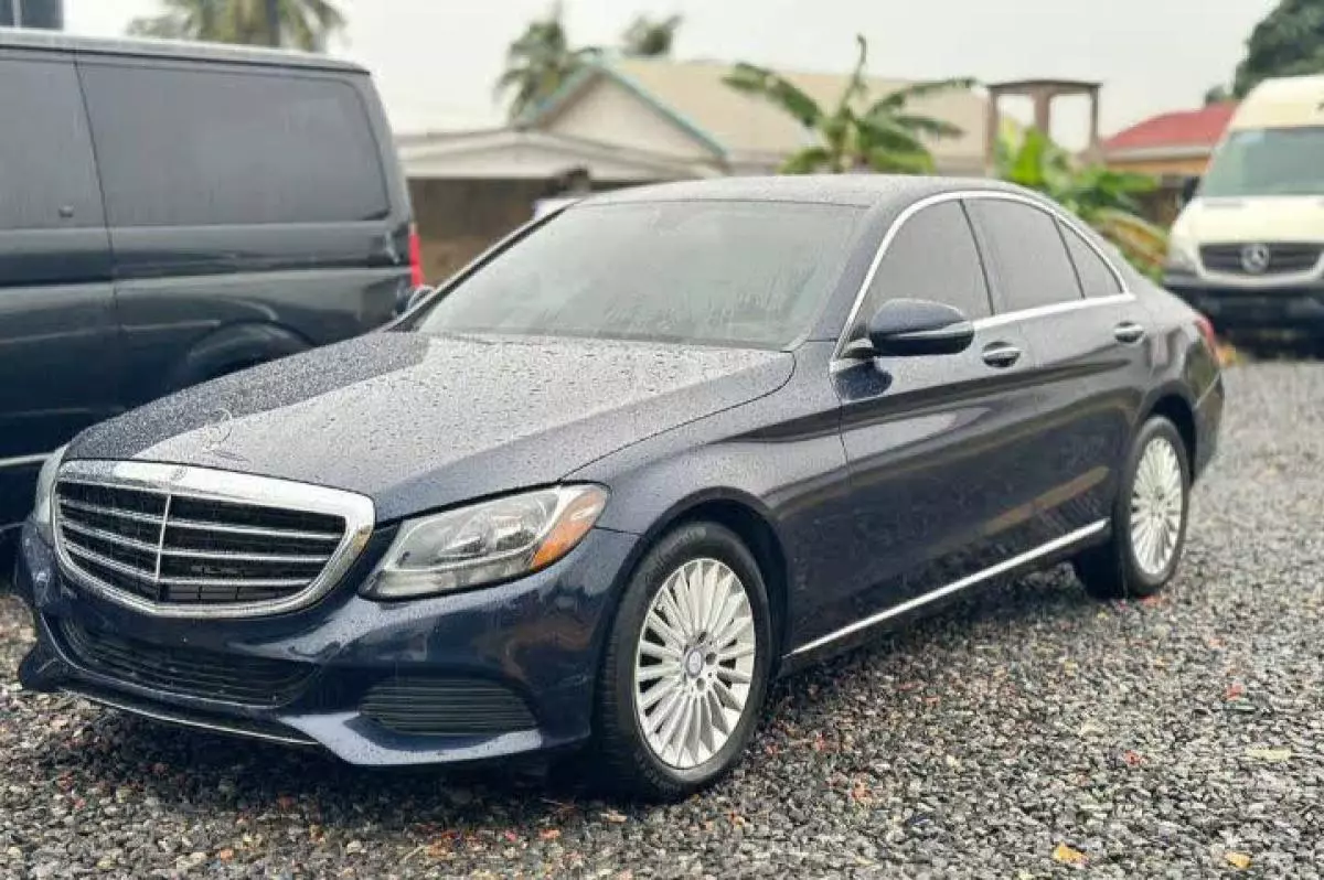 Mercedes-Benz C 300   - 2016