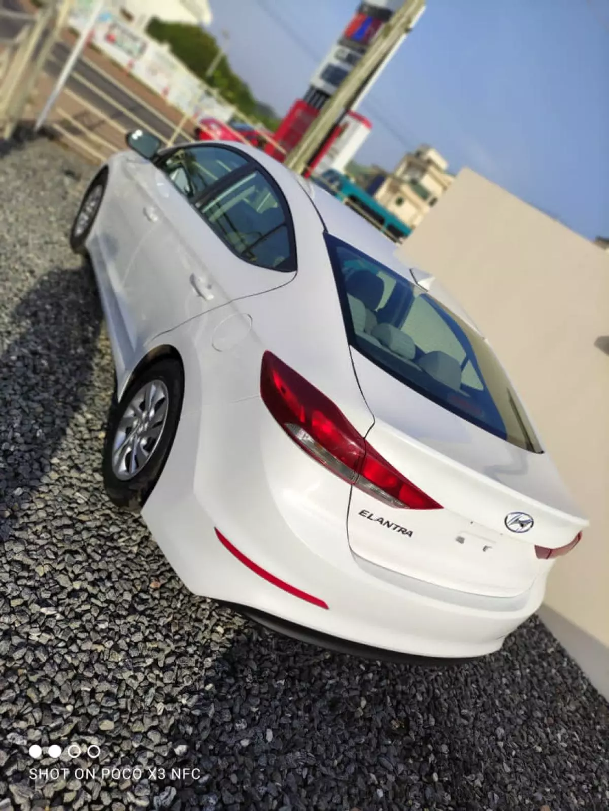 Hyundai Elantra   - 2017