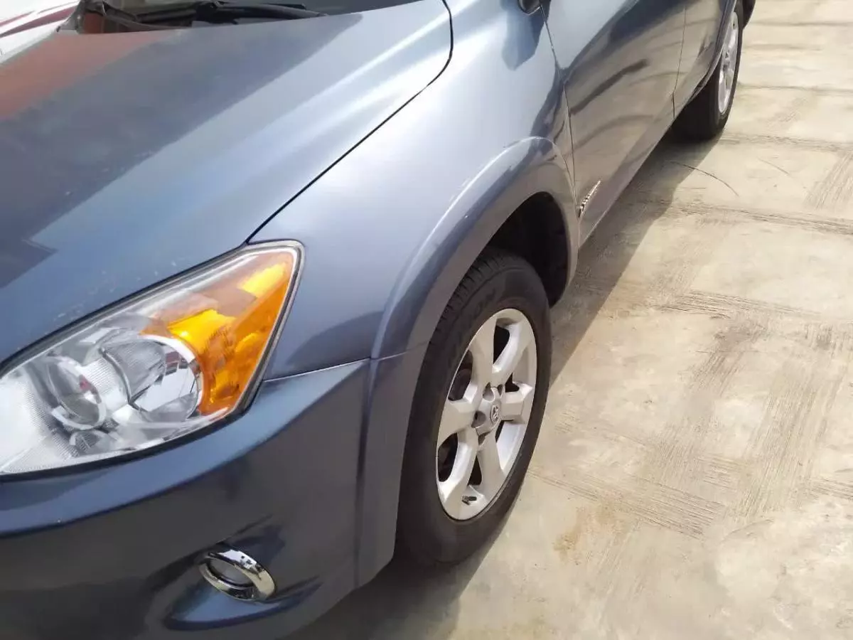 Toyota RAV 4 - 2009