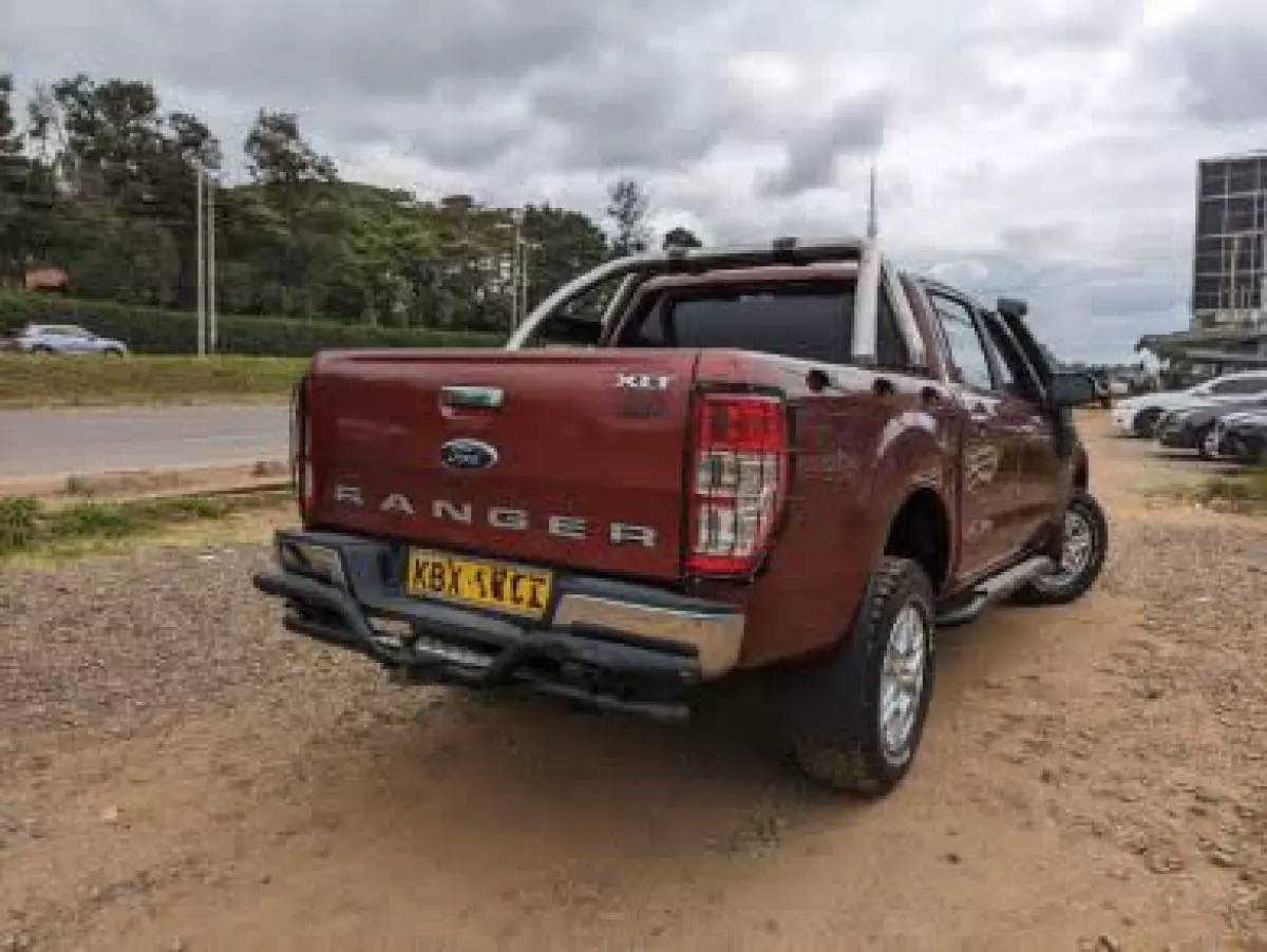 Ford Ranger   - 2013