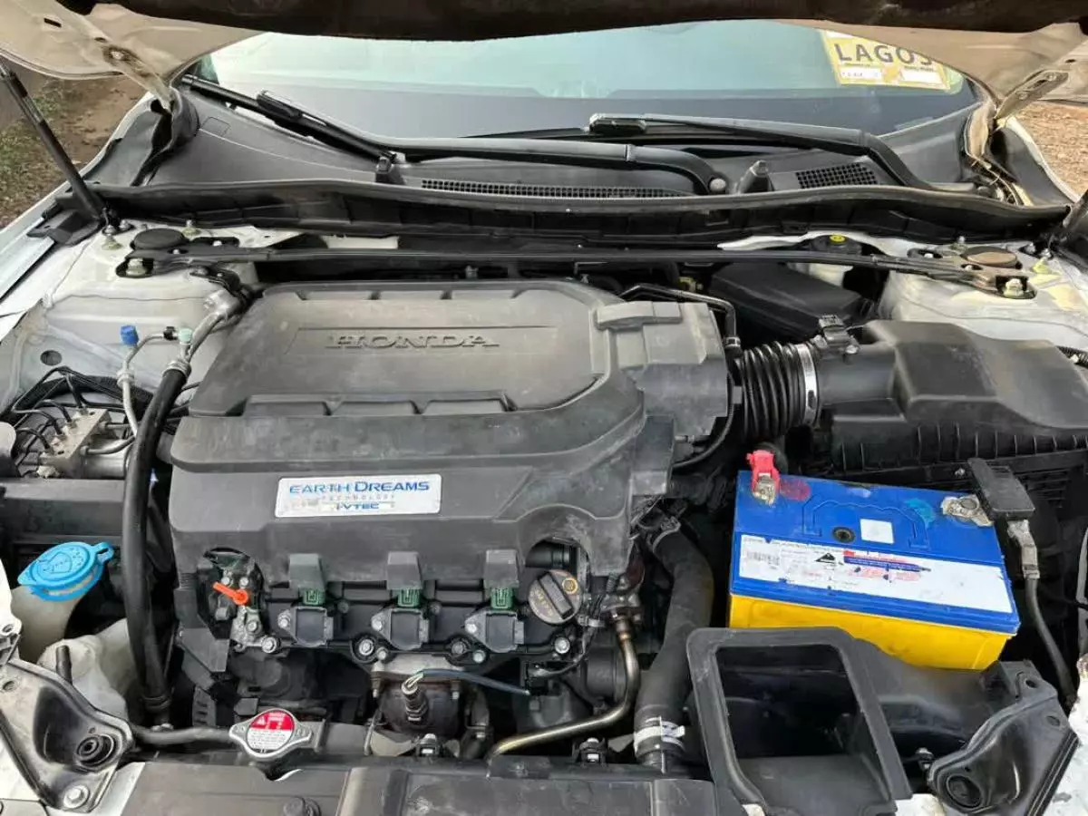 Honda Accord - 2014