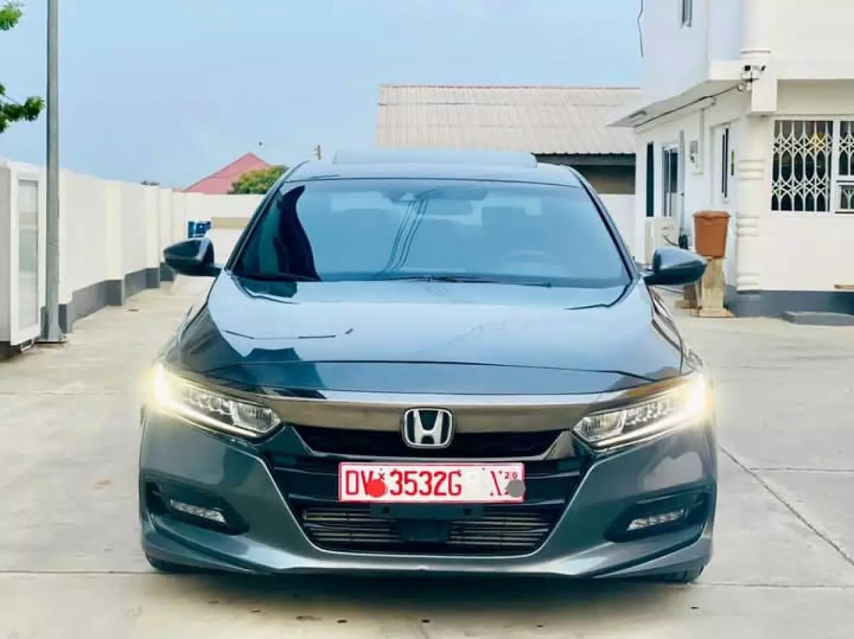 Honda Accord   - 2018