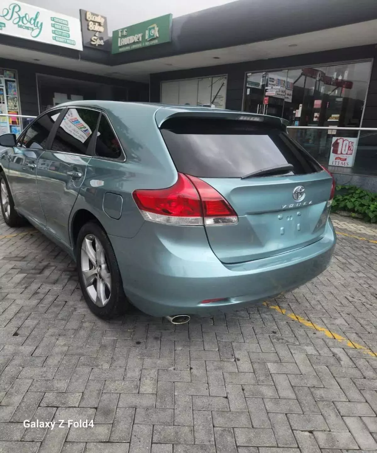 Toyota Venza   - 2010