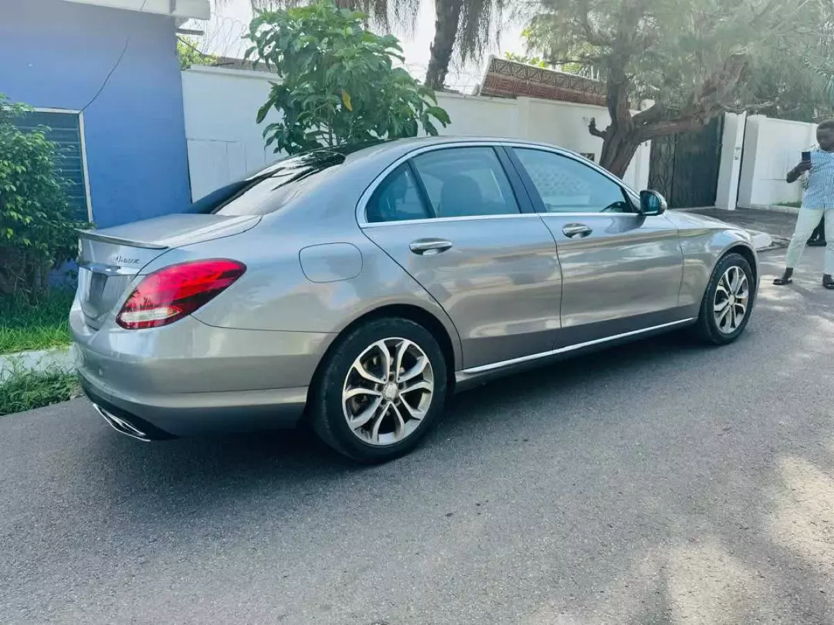 Mercedes-Benz C 300   - 2016