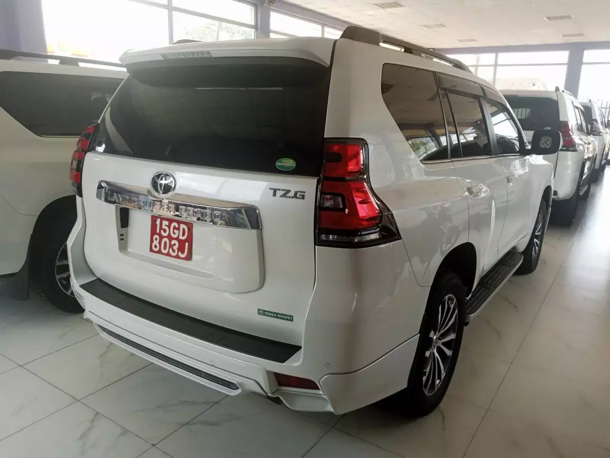 Toyota Landcruiser Prado   - 2018