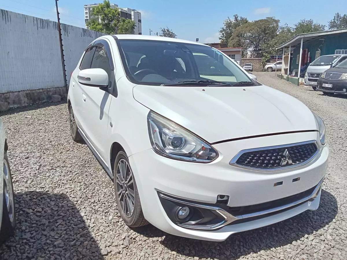 Mitsubishi Mirage   - 2016