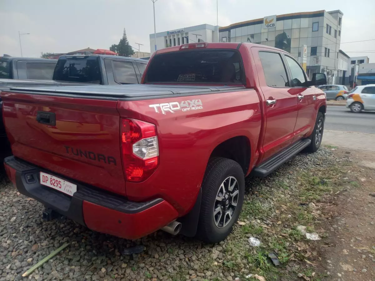 Toyota Tundra   - 2020