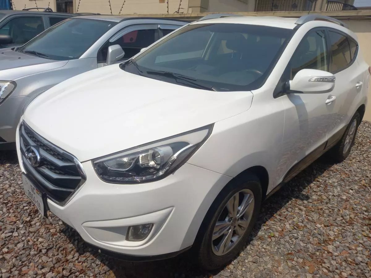 Hyundai Tucson   - 2010