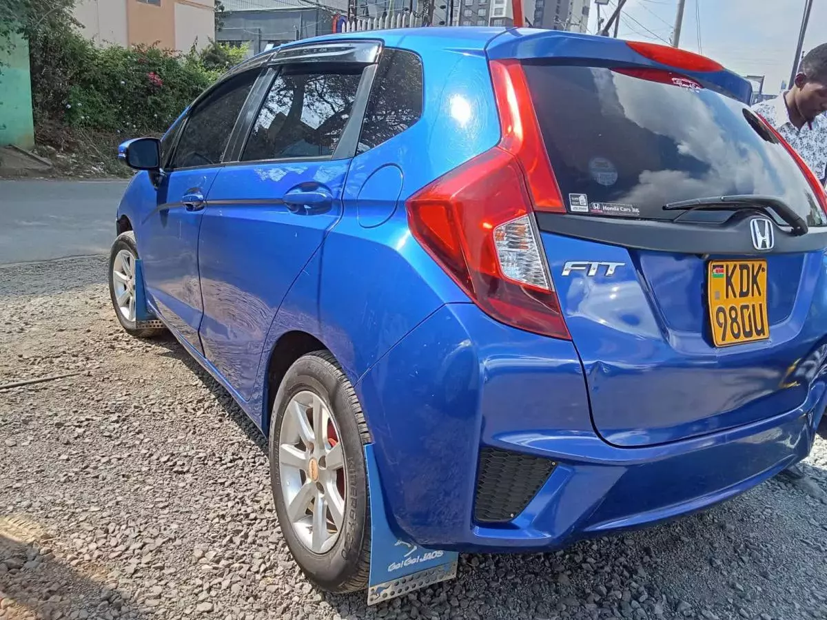 Honda Fit   - 2015