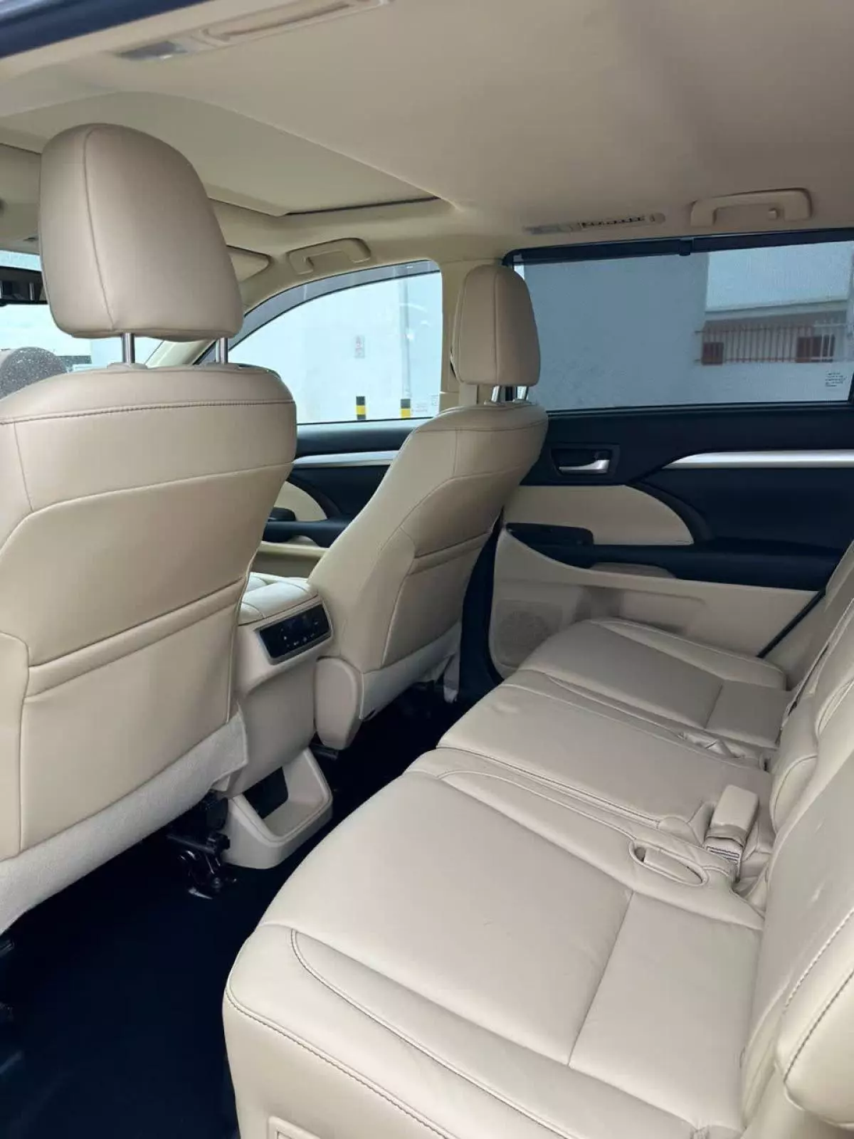 Toyota Highlander - 2015
