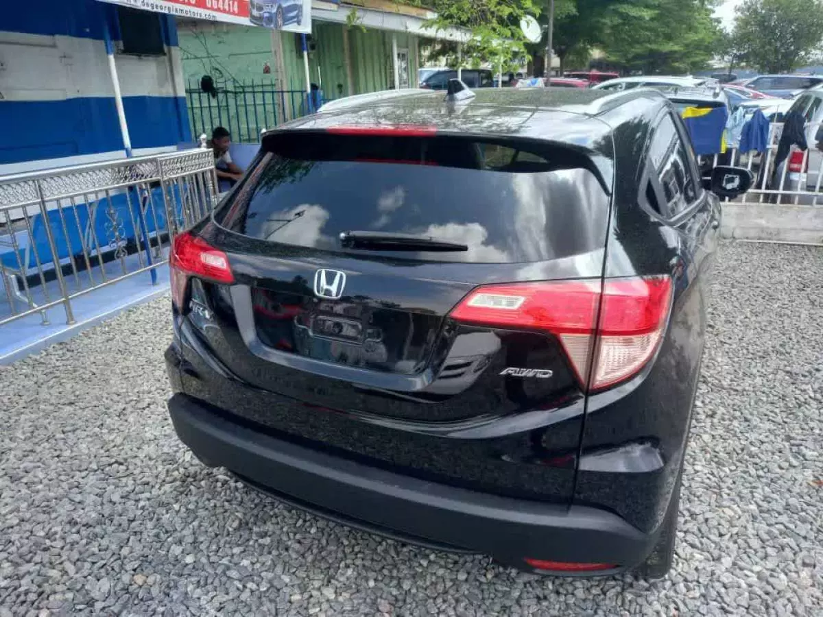 Honda HR-V   - 2016