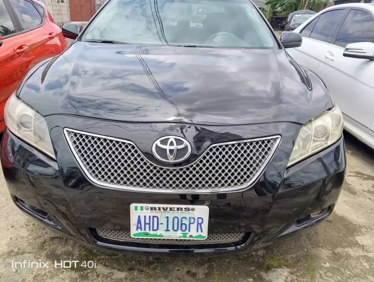 Toyota Camry   - 2007