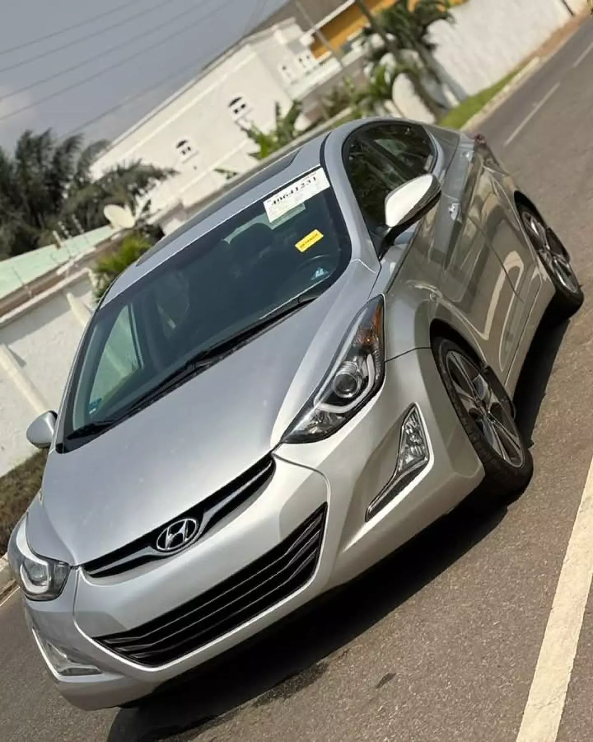 Hyundai Elantra   - 2015