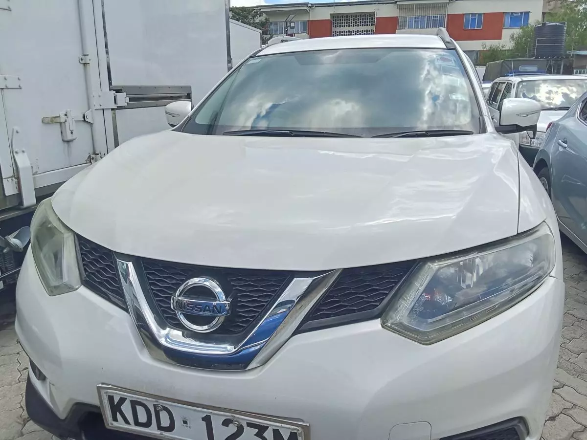 Nissan X-Trail   - 2014