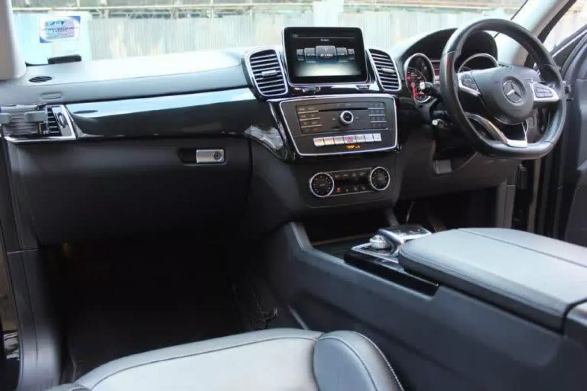 Mercedes-Benz GLE 350 - 2016