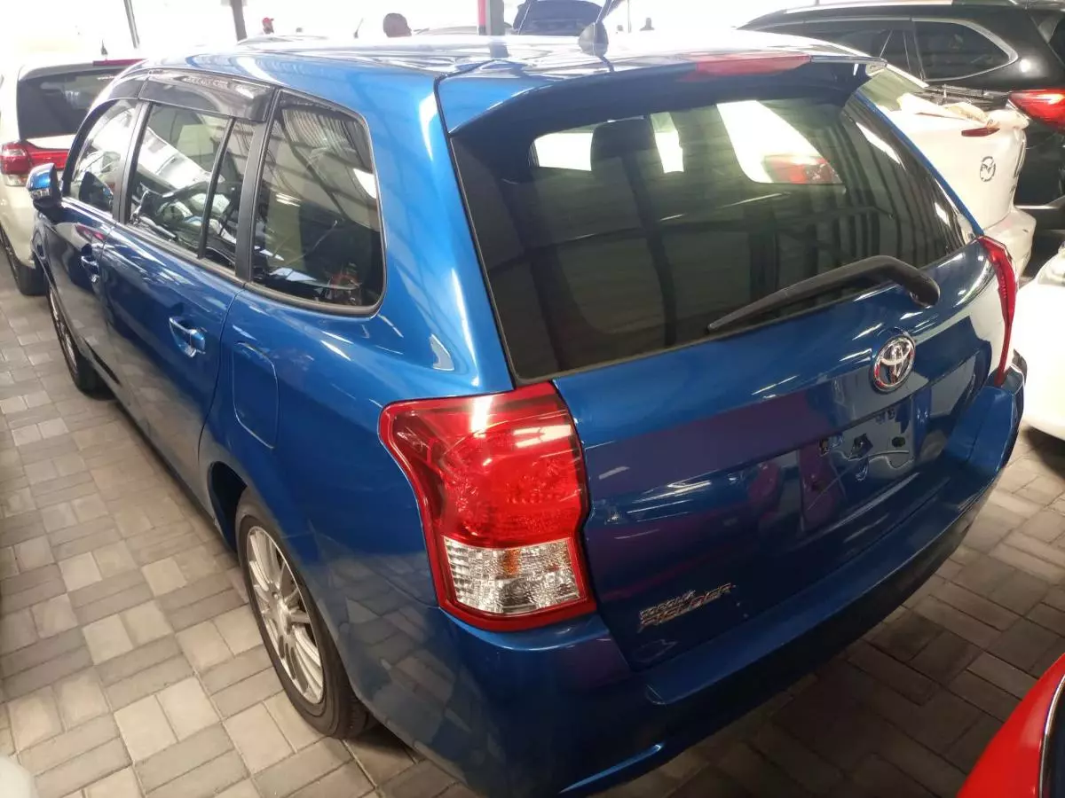 Toyota Fielder  - 2015