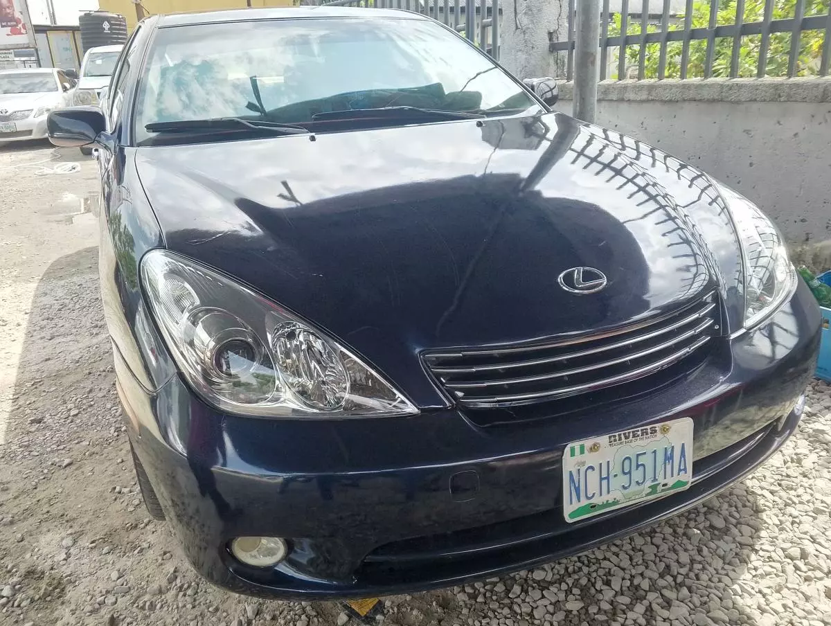 Lexus ES 330   - 2004