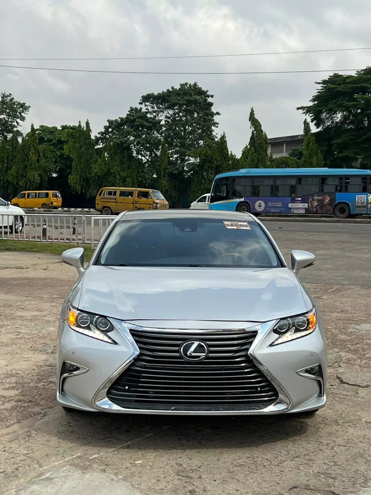 Lexus ES 350   - 2016