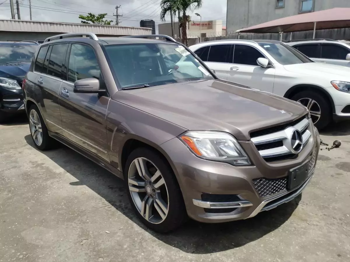 Mercedes-Benz GLK 350   - 2013