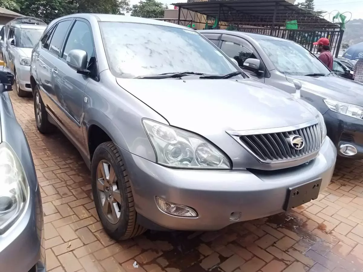 Toyota Harrier   - 2009