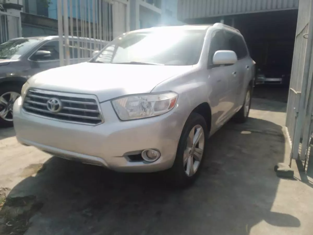 Toyota Highlander   - 2008