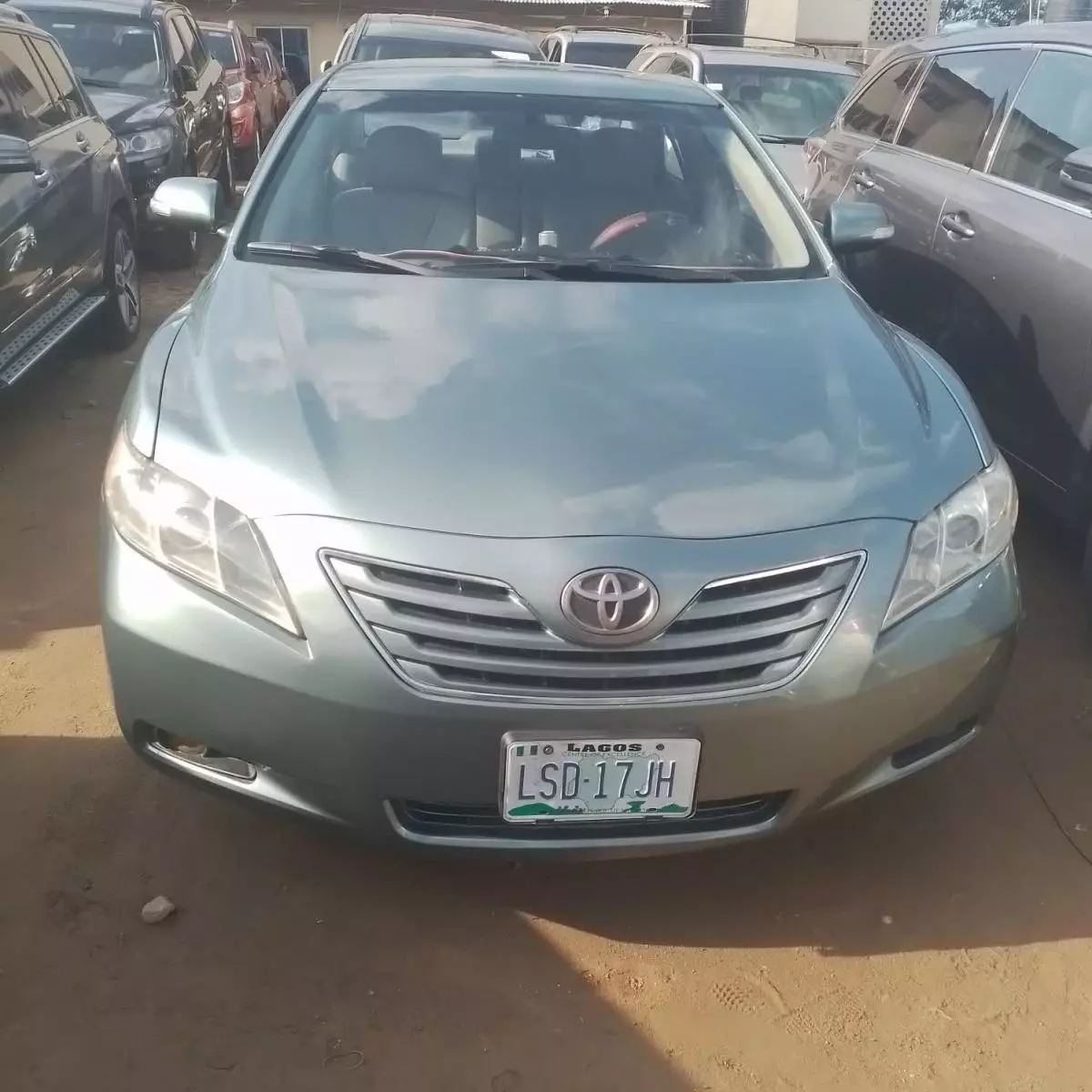 Toyota Camry   - 2007