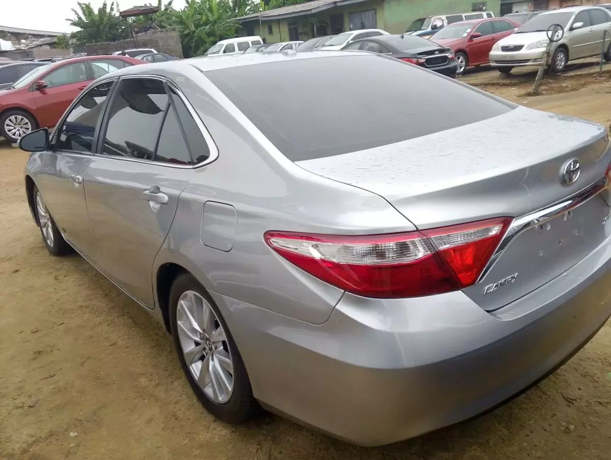 Toyota Camry   - 2015