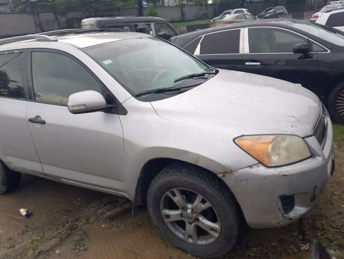 Toyota Rav4   - 2009