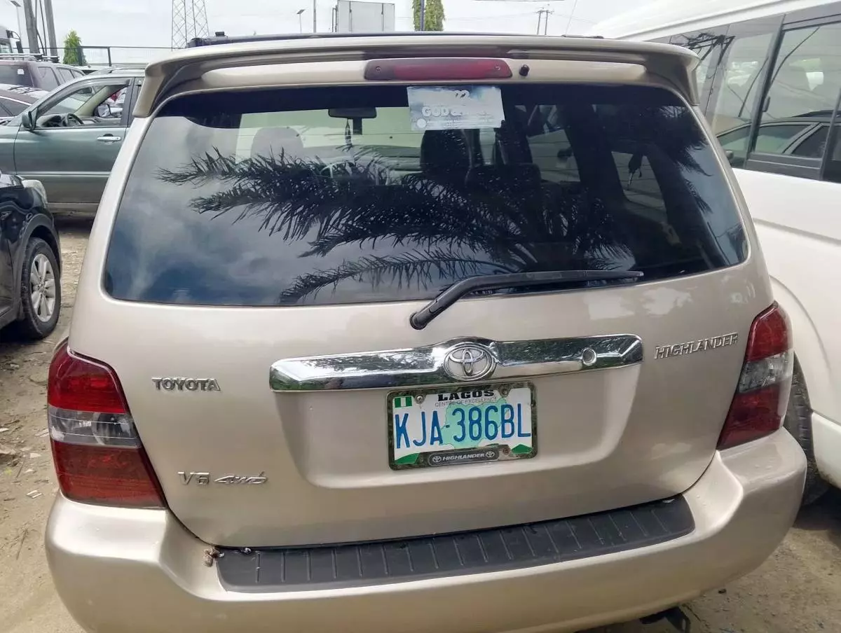 Toyota Highlander   - 2007