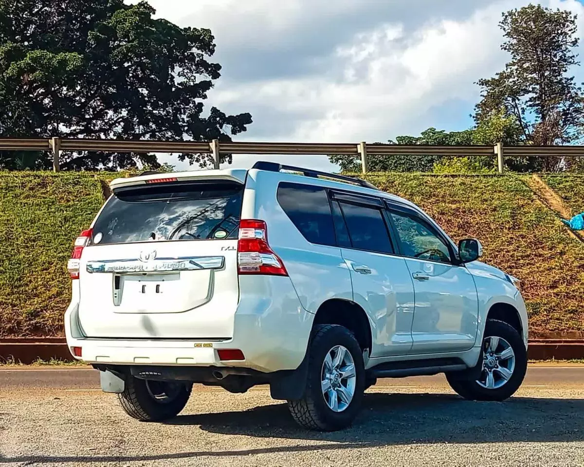Toyota Landcruiser prado TX.L - 2015