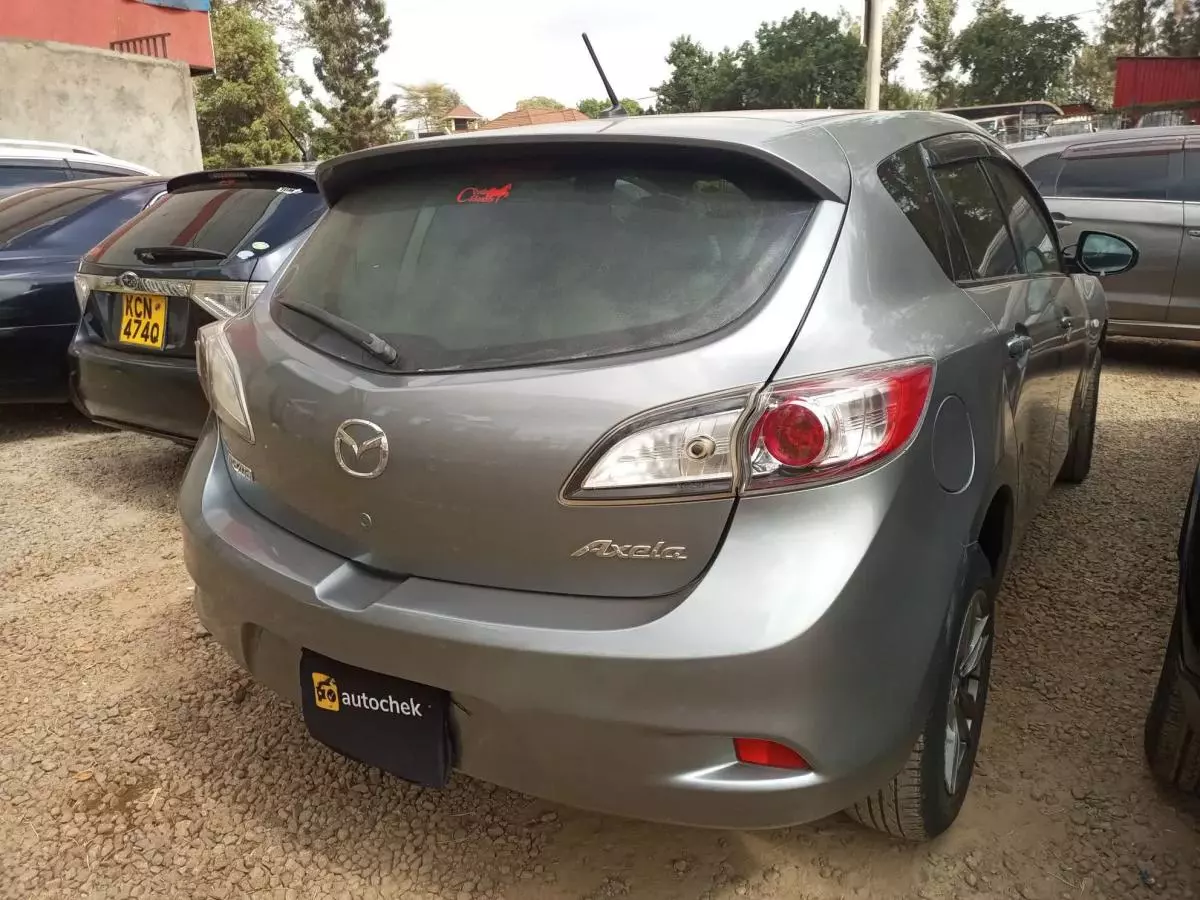 Mazda Axela  - 2013