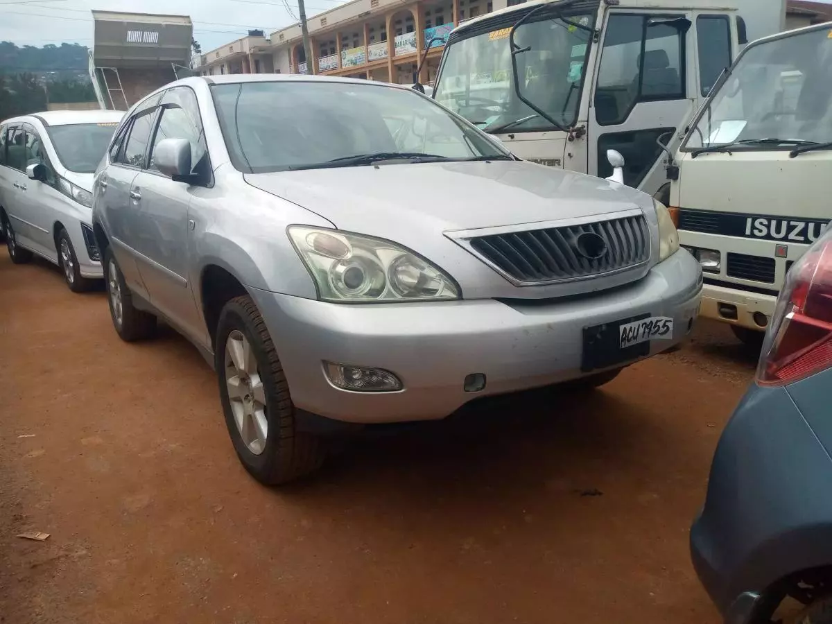 Toyota Harrier - 2010
