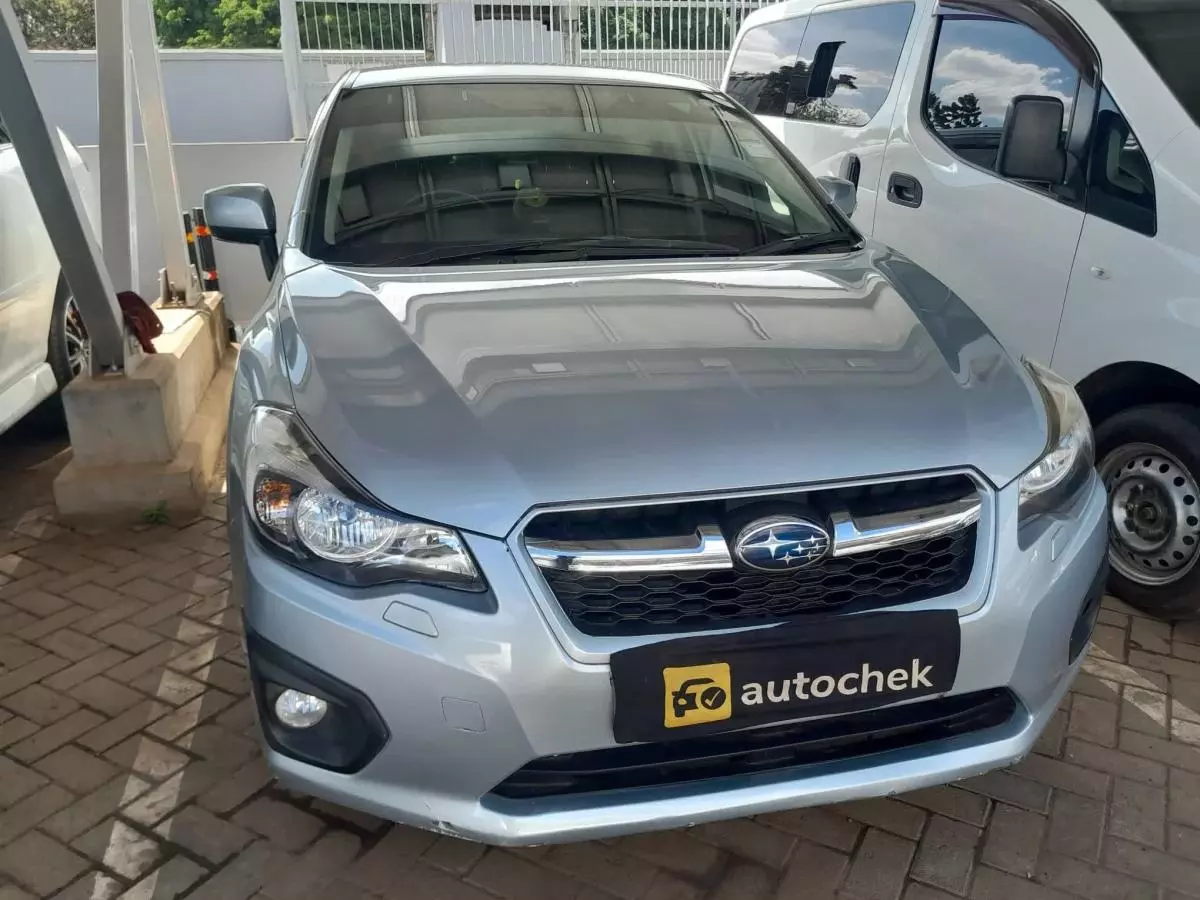 Subaru Impreza   - 2014